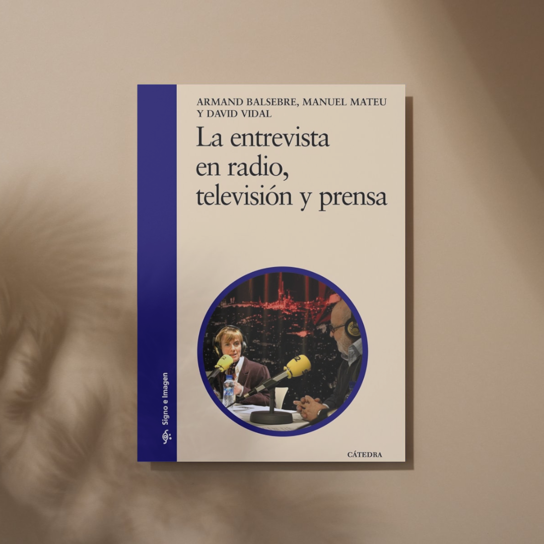 La portada del llibre 'La entrevista en radio, televisión y prensa', amb un capítol de David Vidal Castell, doctor en Ciències de la Informació.